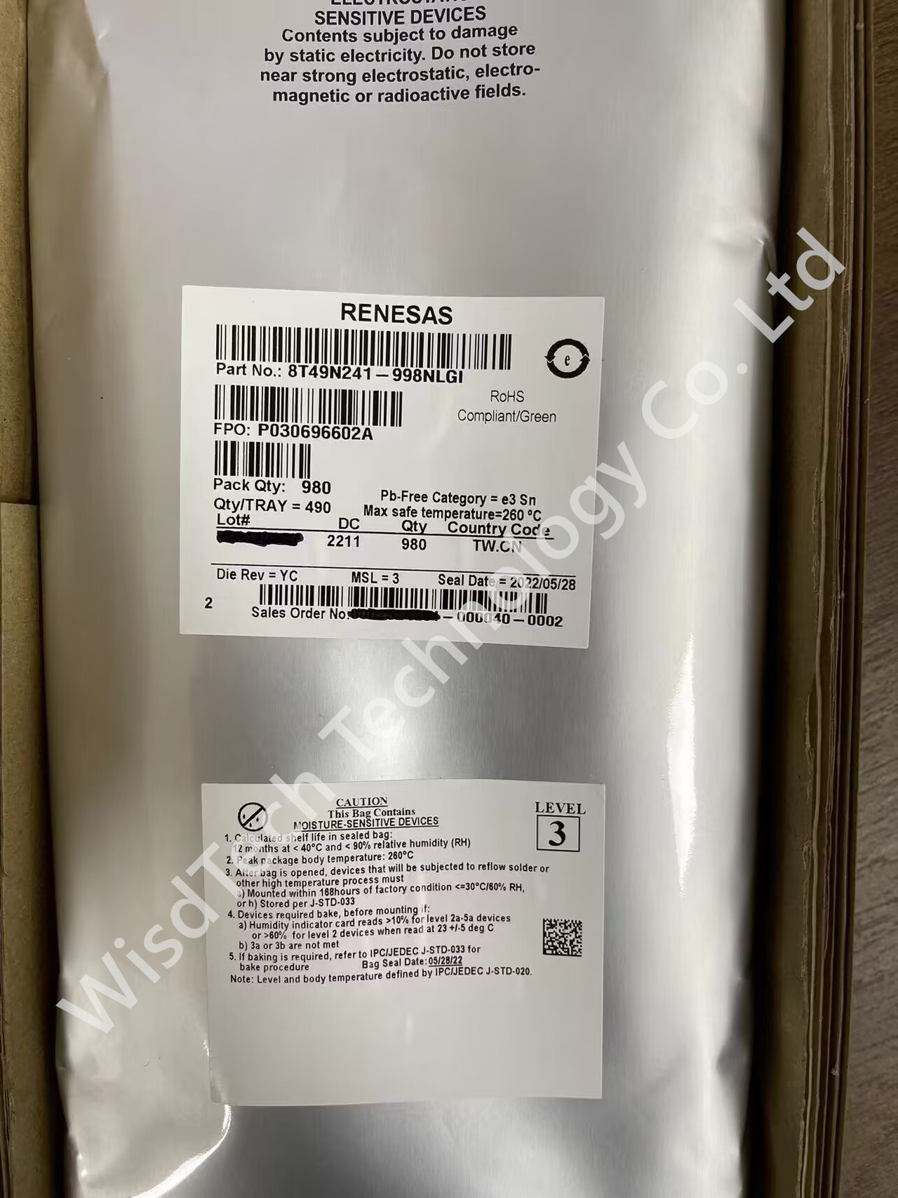 8T49N241-998NLGI FemtoClock NG Universal Frequency Translator
