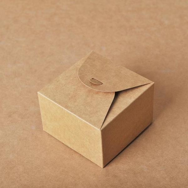 Customized Logo Cardboard Gift Packaging Box with Plywood Type for Gift