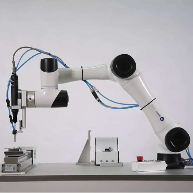 Collaborative Robot Arm 6 Axis CR16 China Robot Payload 16kg For Loading And Unloading As Cobot