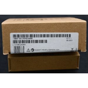 Siemens Terminal Block with Spring Type Terminal for use with SIMATIC S7-300 64