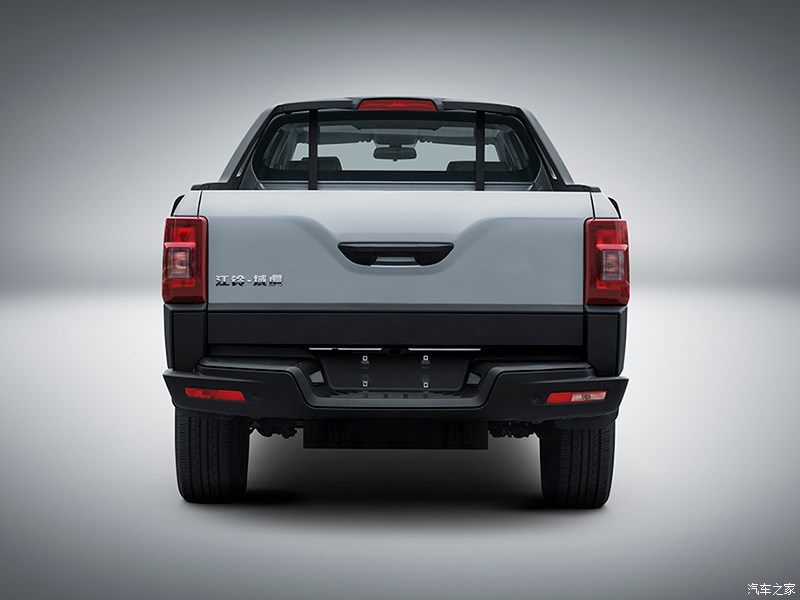 Tiger Electric Pickup Truck 2024 EV Pickup Van Mini Trucks Engine Powerful 120kw LED Leather Single Lithium Dark Automatic
