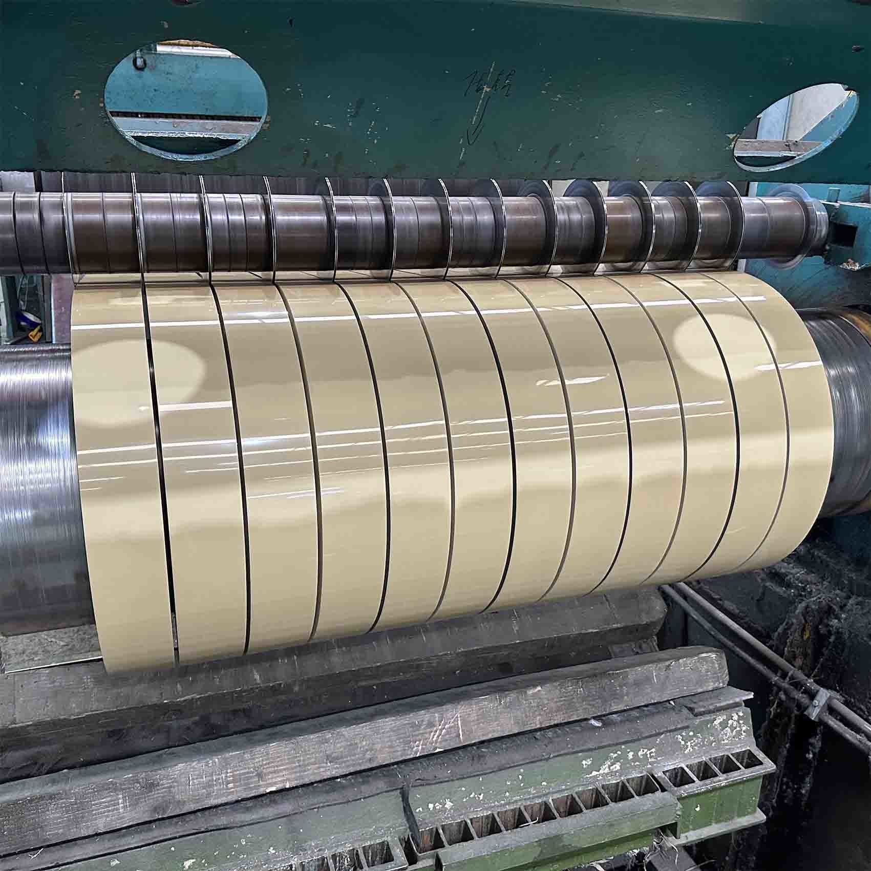Alloy3105 0.25*173mm Anti-scratch PE Colored Pre-painted Aluminum Strip For Rolling Shutter Door Curtain Making Purpose