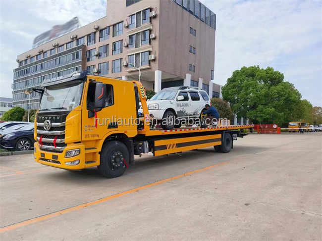 FAW 6x2 High Quality Wrecker Truck Body Flatbed Tilt Slide Tow Truck 30tonne