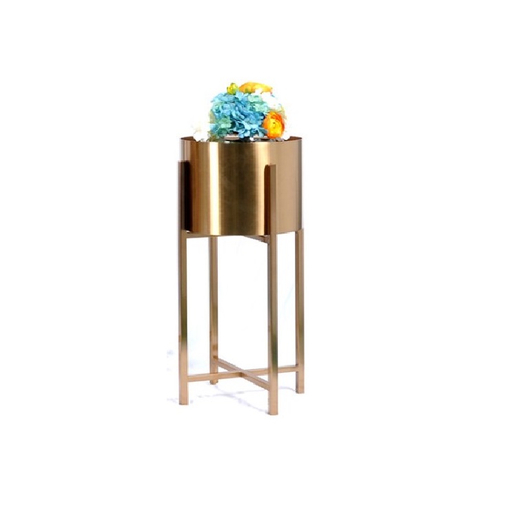 Pyramid Shape Gold Plated Decorative Flower Planter Indoor Decoration