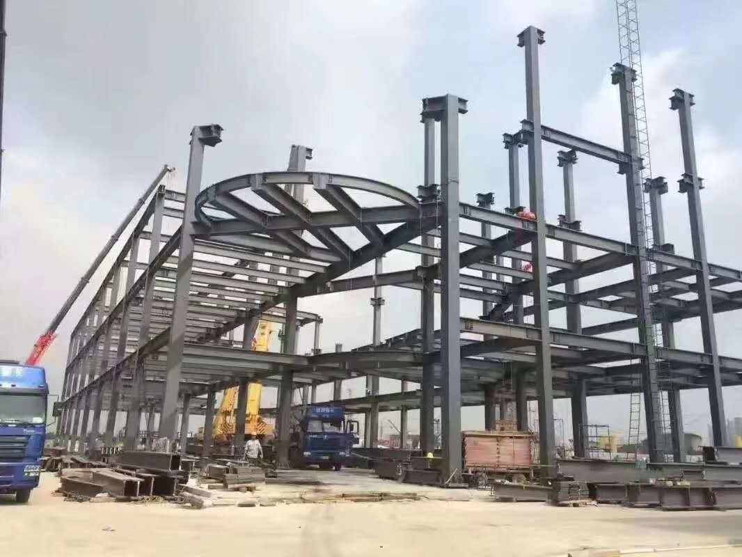 Durable Garage Steel Frame For High Building With Grey Paint / Floor Decking