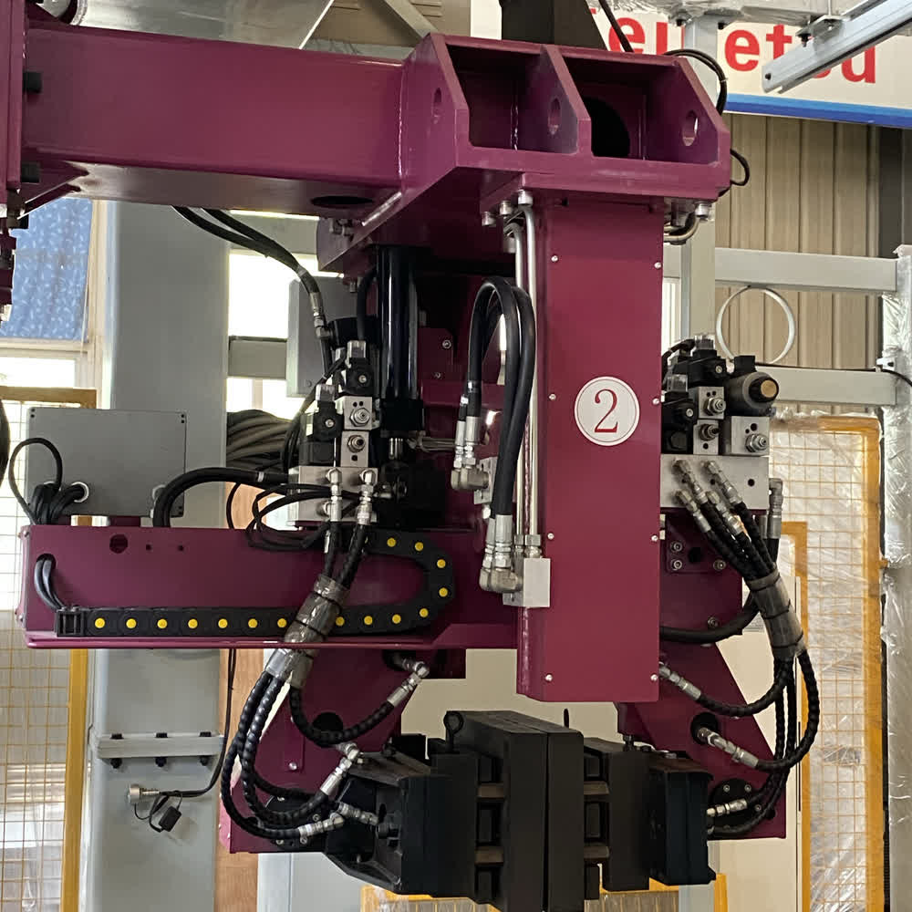 Low Pressure Die Casting Machine For Brass Faucet And Auto Part Casting