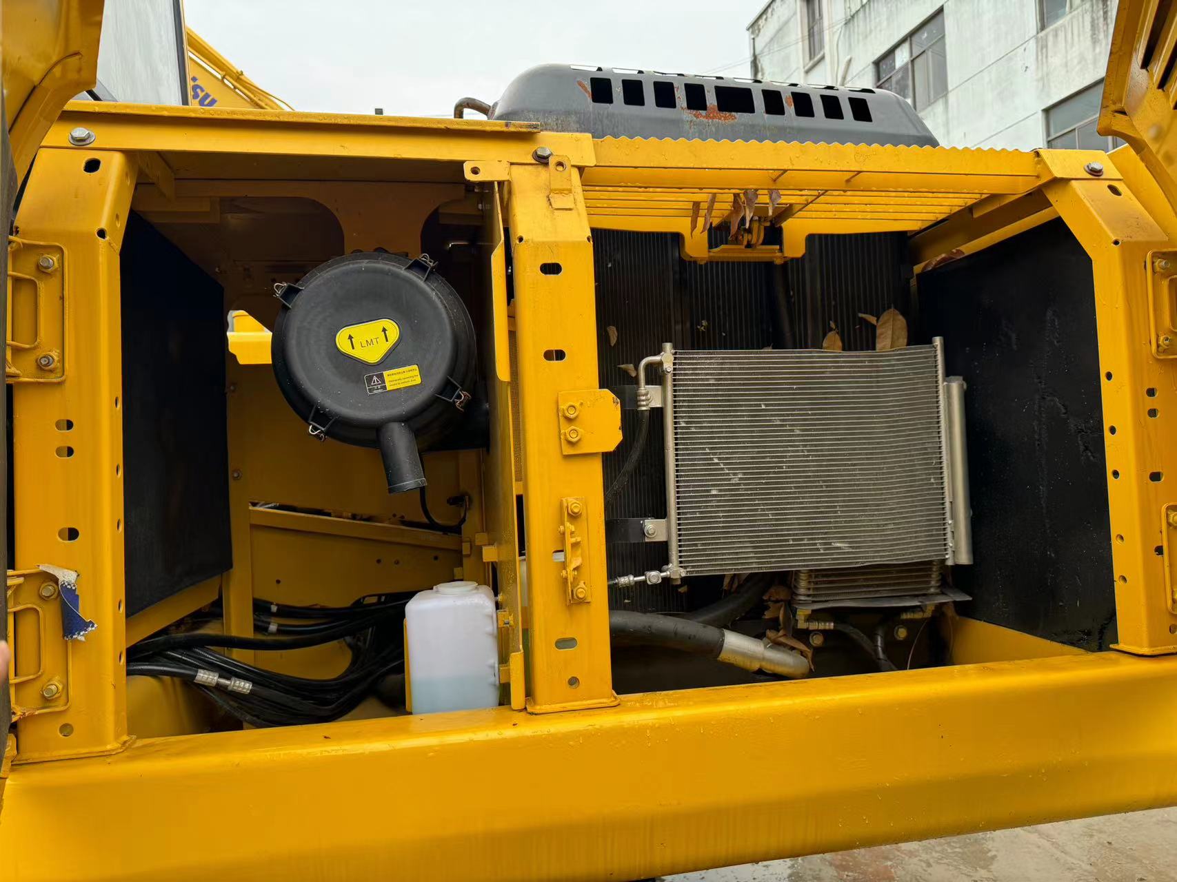 Used excavator original komatsu pc200-8 hot sales in shanghai