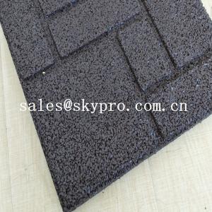 China Crossfit safety insulation gym Interlocking flooring mat rubber tile for outdoor playground or indoor gym on sale
