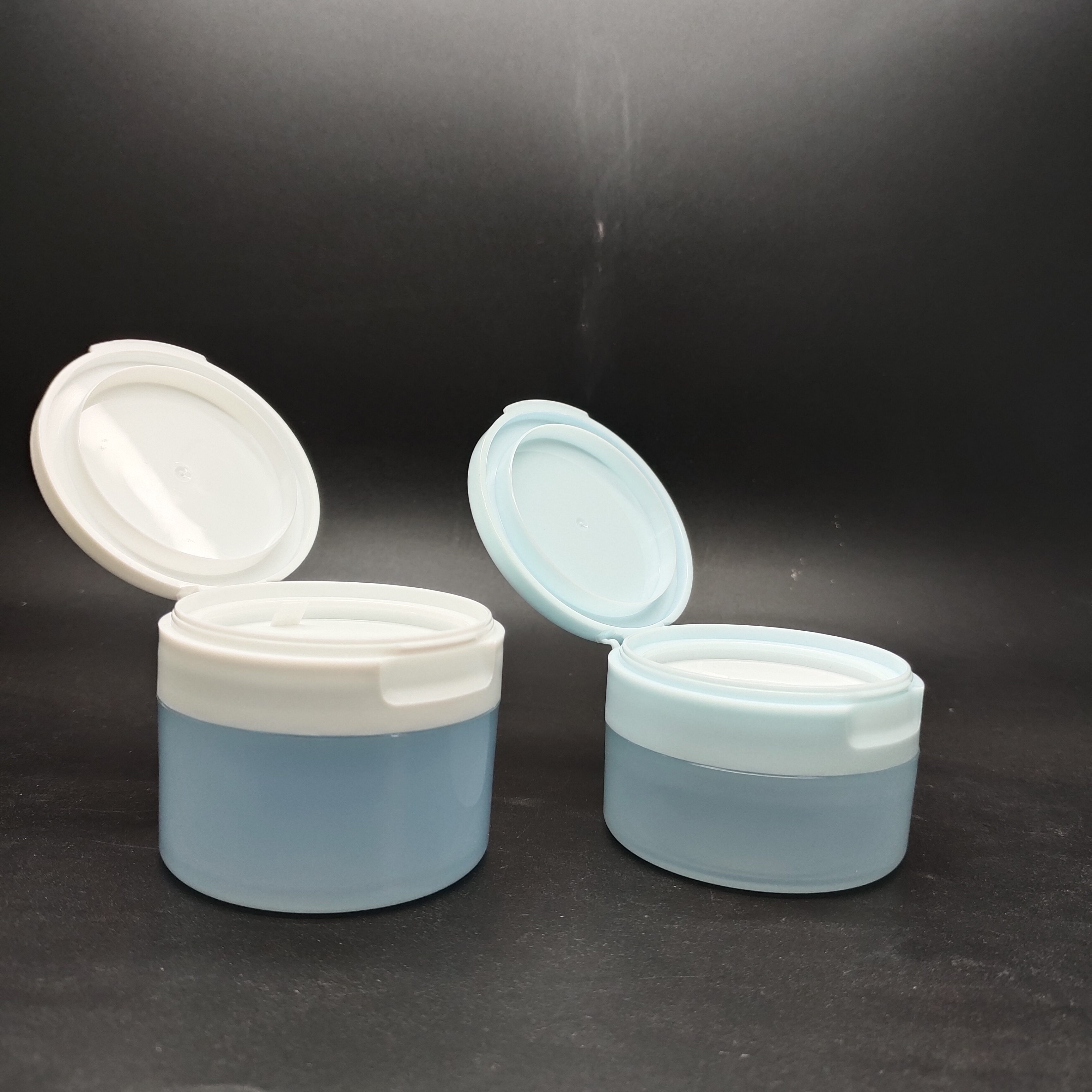 80g 100g 120g Flip Top Lid Cosmetic Jars Made of PP Material Suitable for Skincare Packaging