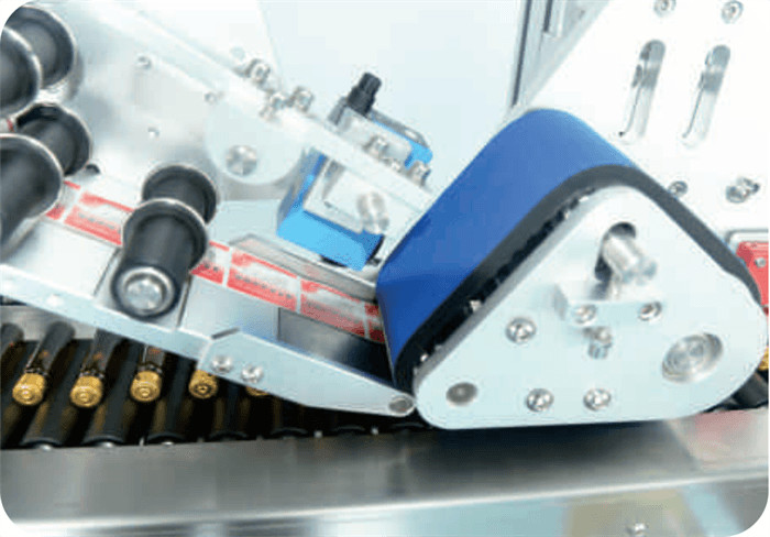 Self Adhesive Labeling And Tray Packing Intergrated Machine, pharmaceutical labeling machine