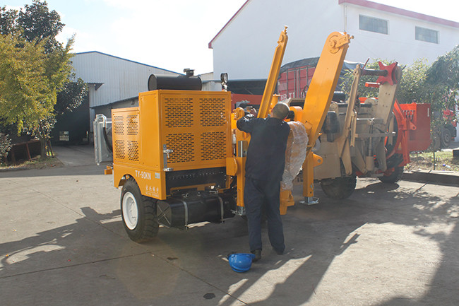 90kN Hydraulic Puller Machine Stringing Equipment For Power Line