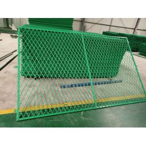  Galvanized BTO22 2.5mm Welded Razor Wire Mesh Fence Manufactures