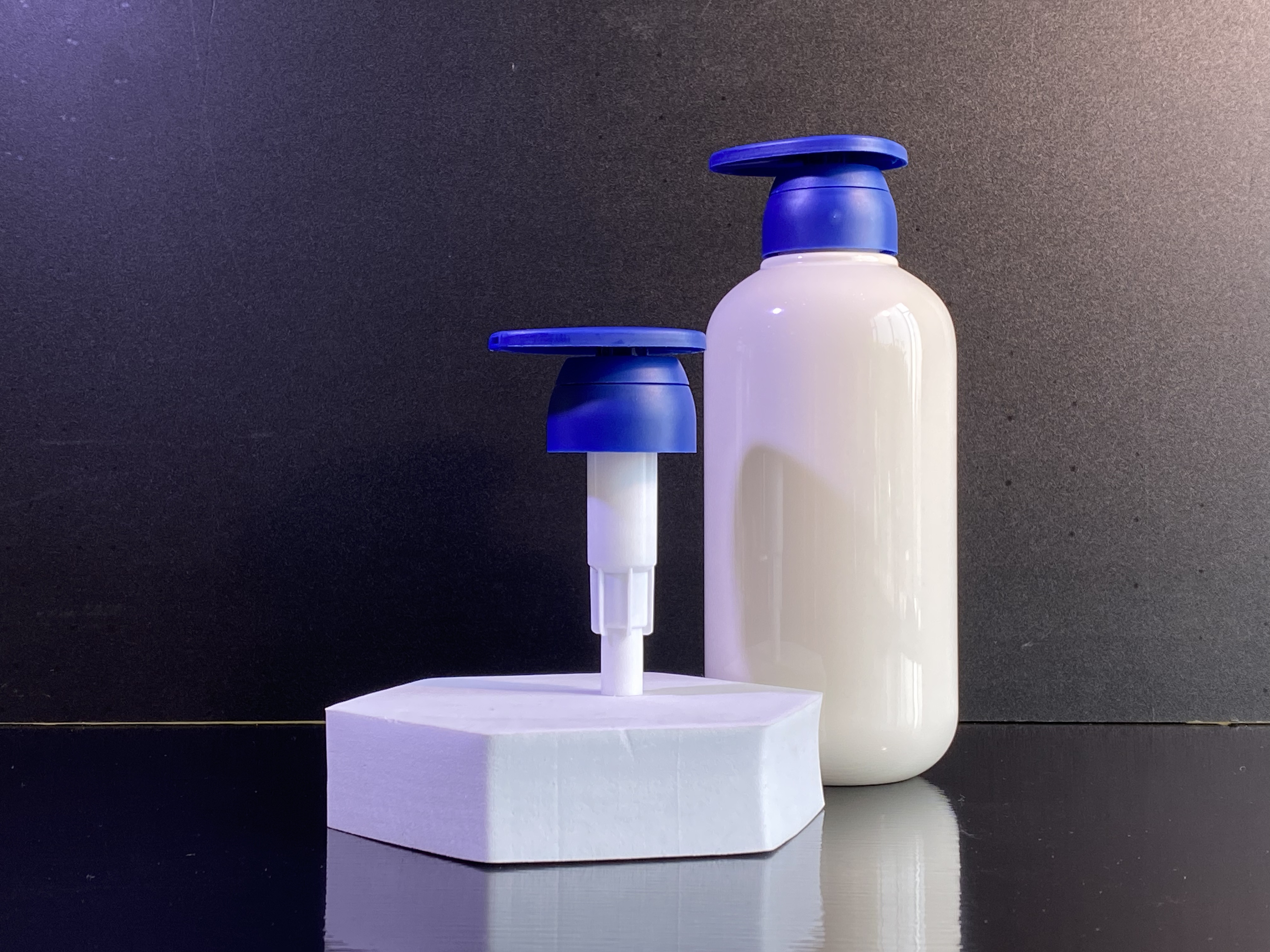Customized Plastic Bottle Pump for Cosmetics Bottles with 24/410 28/410 Neck Size and Carton Packing