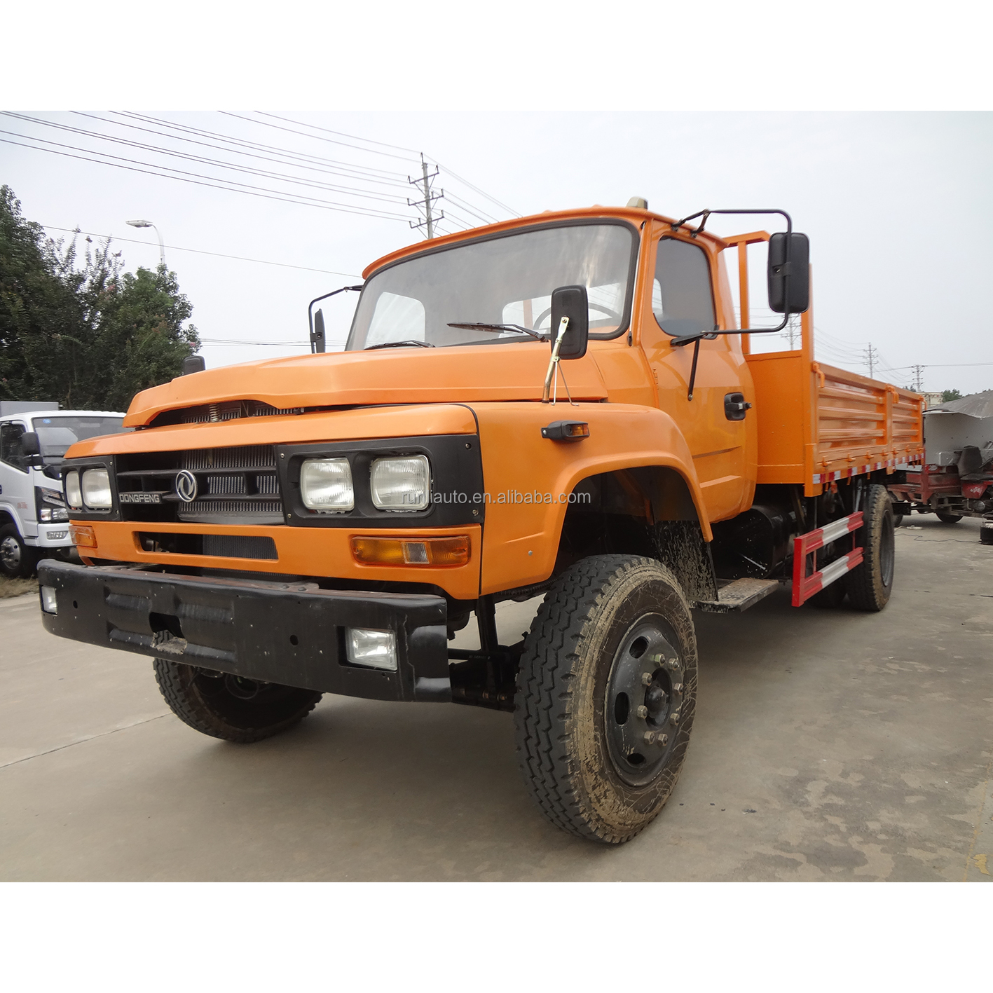 Mountain Road Mitsubishi Canter Fuso Fighter Dump Truck With Crane