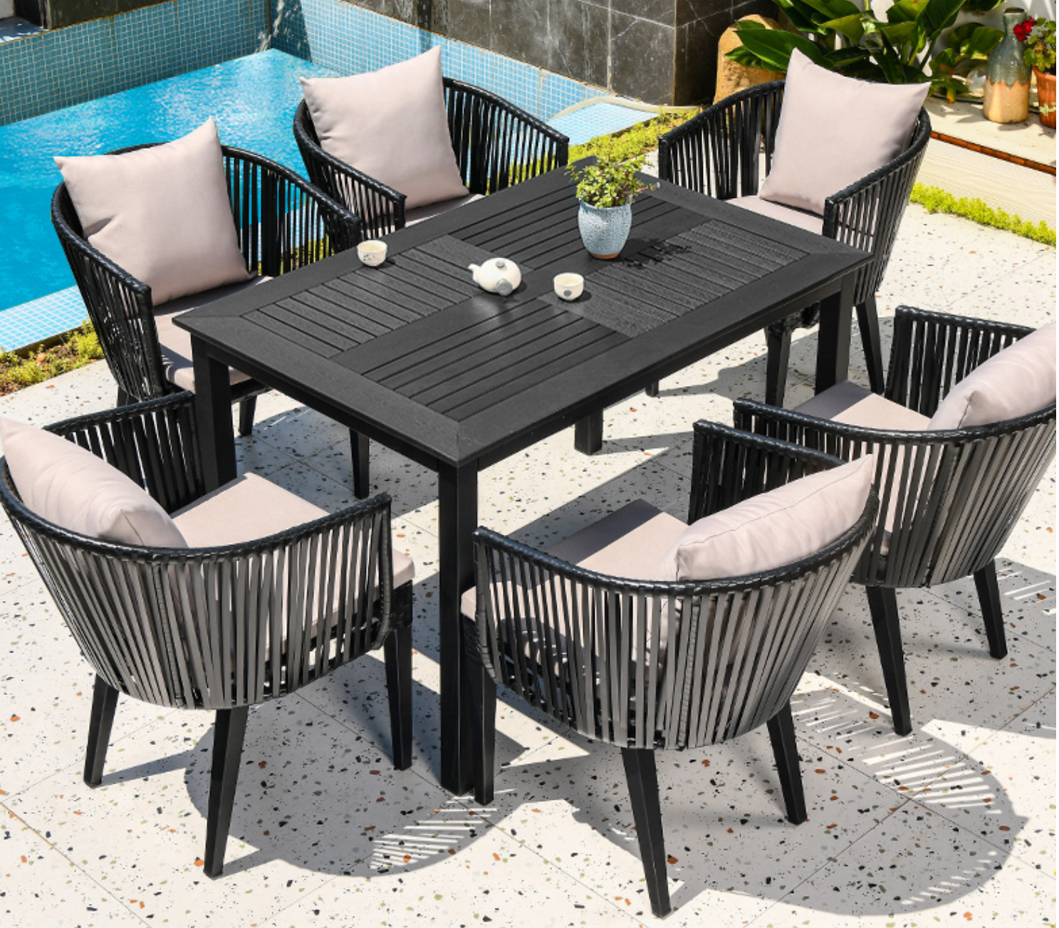 Customized Balcony Table And Chair Washable Rattan Garden Table And Chairs
