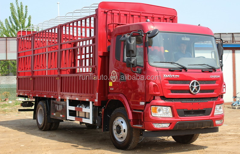 Diesel Fuel Type DAYUN Dry Van Box Truck Cow Stake Truck 4X2 Drive