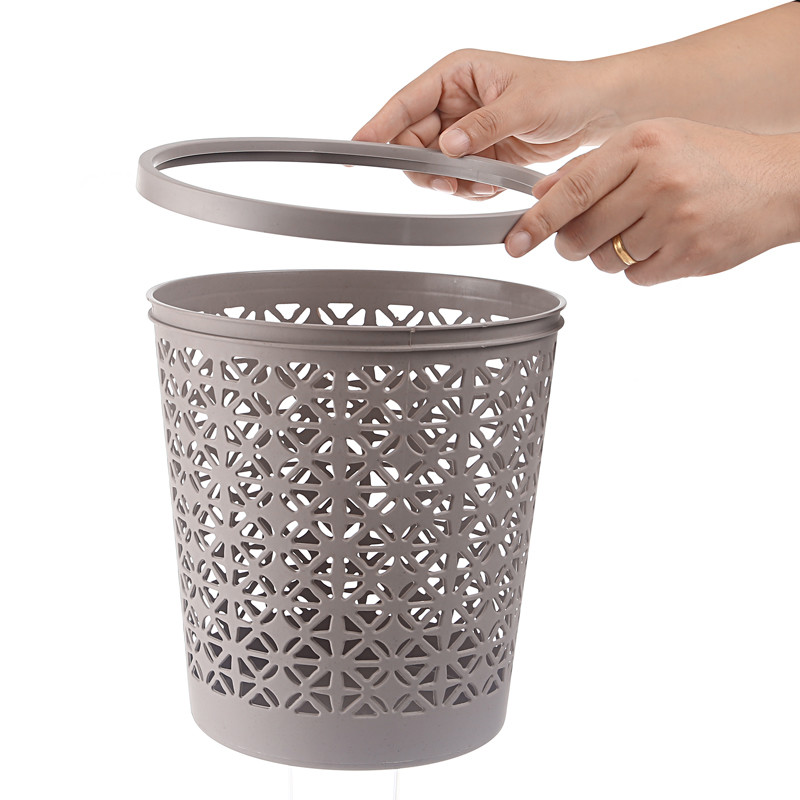 Hollow Out Small Plastic Wastebasket With Lids Pressure Rings