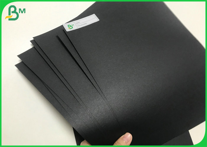 Jumbo Rolls 150g 200g Pure Black Kraft Cardstock Paper 70 * 100cm Sheets