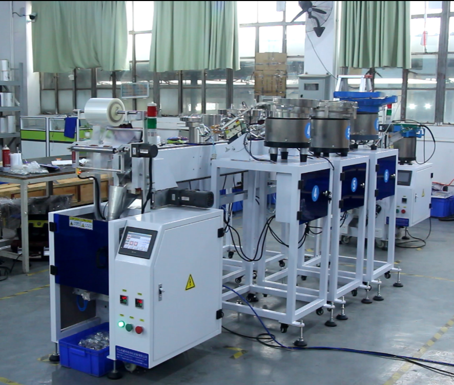 5 Tray Bucket Plastic Bag Packaging Machine GL-B865T Automatic