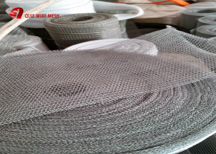 knited wire mesh