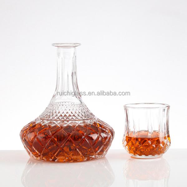 50ml 100ml 500ml 750ml Glass Liquor Bottle for Gin Vodka Whiskey Sealing Type