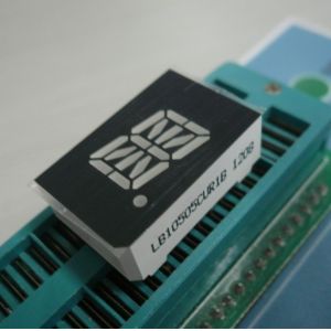 1 Single Digit Segment Alphanumeric Numeric LED Display OEM / ODM Green