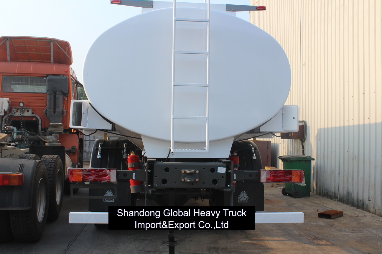 HOWO 4X2 10000 Liters 15000 Liters 20000 Liters Tanker Sprinkler Water Truck