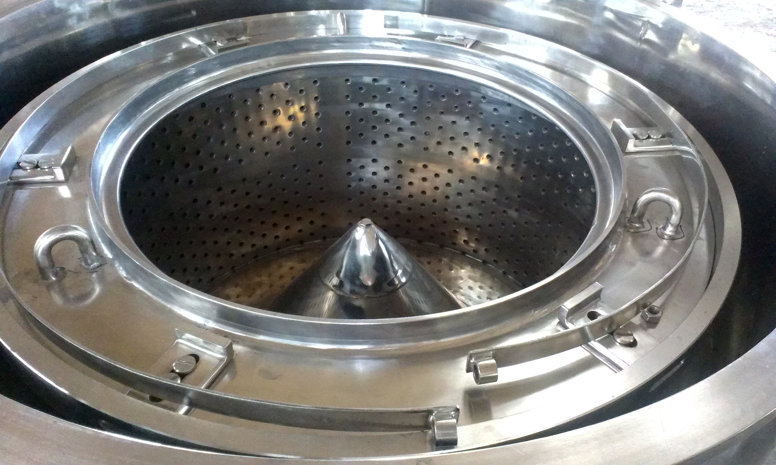 Centrifugal Machines with Bag pulling filter basket centrifuge oil pollution centrifuges