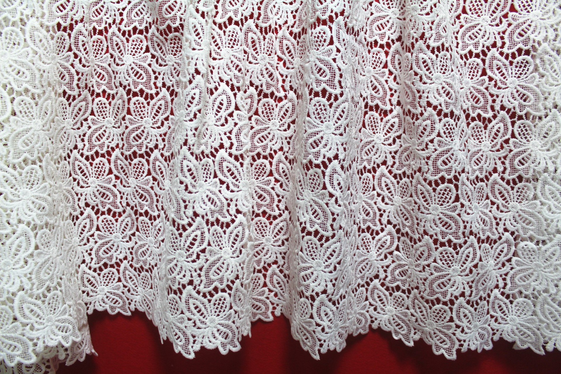 Crochet polyester Chemical embroidery lace fabric for lady's dresses and Garment