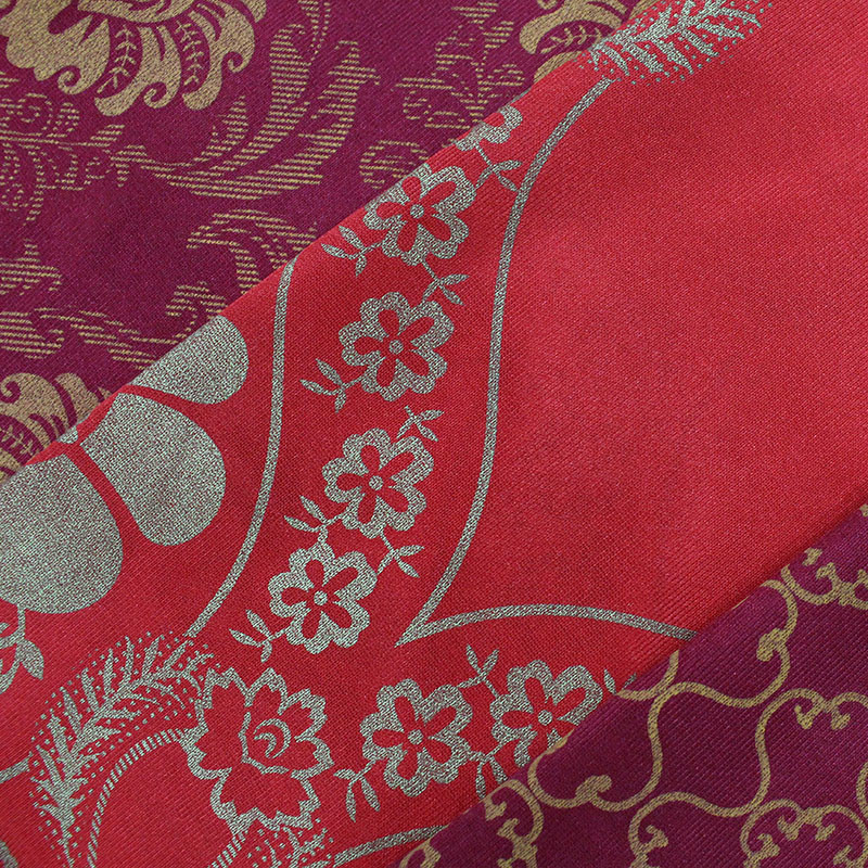 The factory directly supplies 100% polyester warp knitted printed mattress fabric, gold powder printed cloth