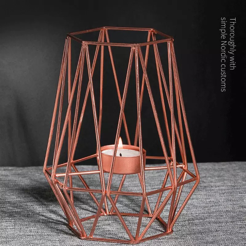 Hot Sale Metal Candle Stand Sturdy Material Wholesale Candlestick Tabl Lamp Nordic Candle Holder