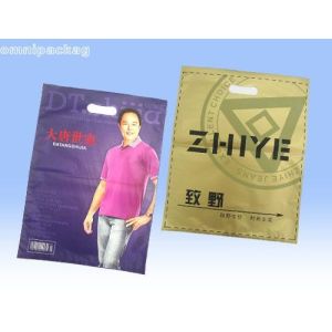 China Custom Printed Plastic Shopping Bags With Handle on sale