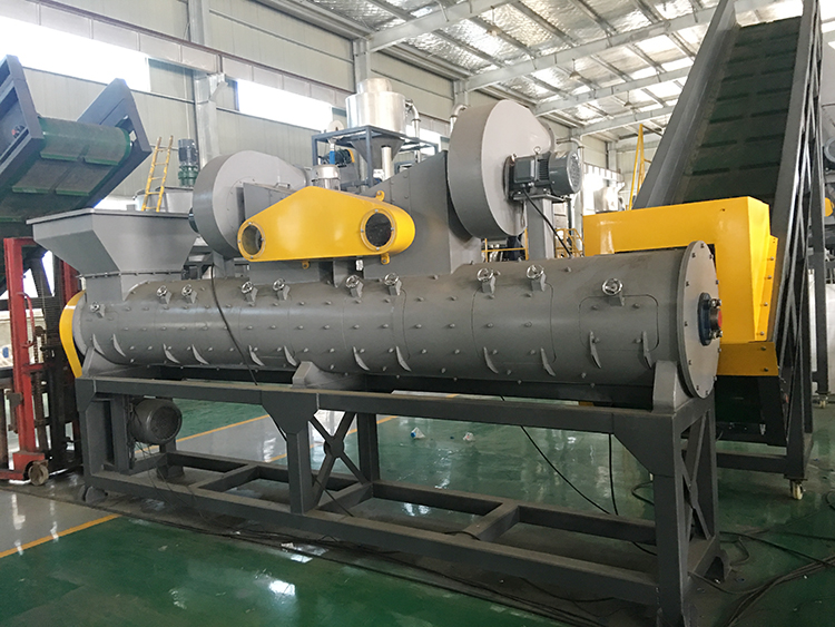 PP HDPE PET Bottle Label Remover Machine 5000KG/H Washing Line