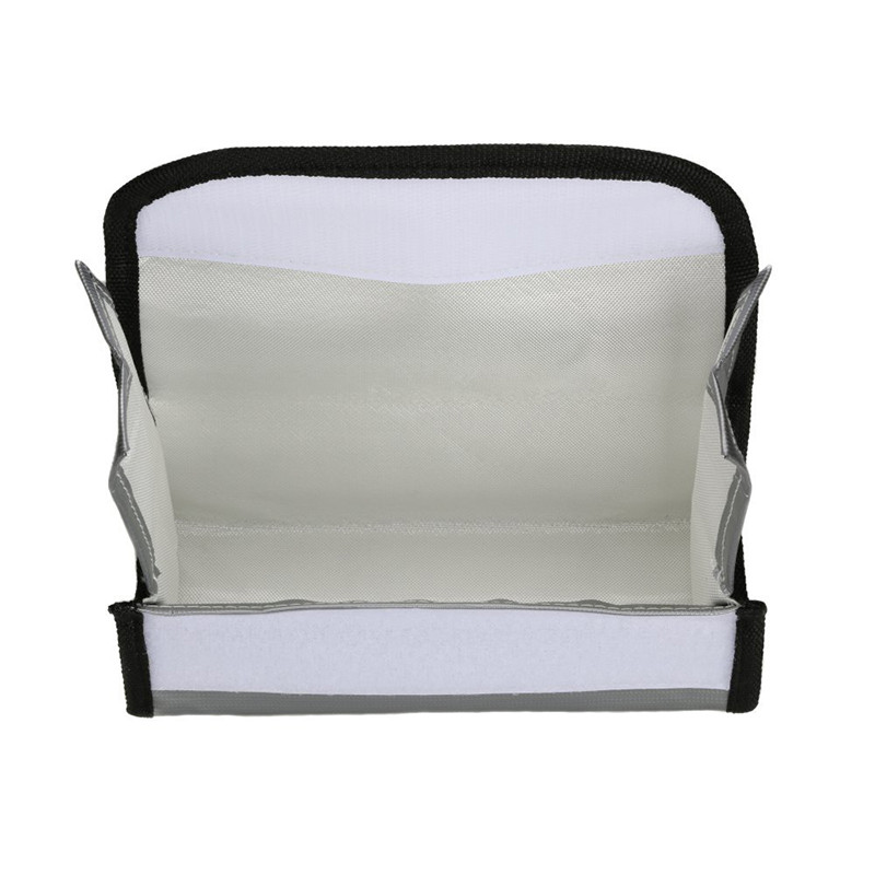 Sliver Color Fireproof Battery Bag , Anti Explosion Fire Resistant Pouch