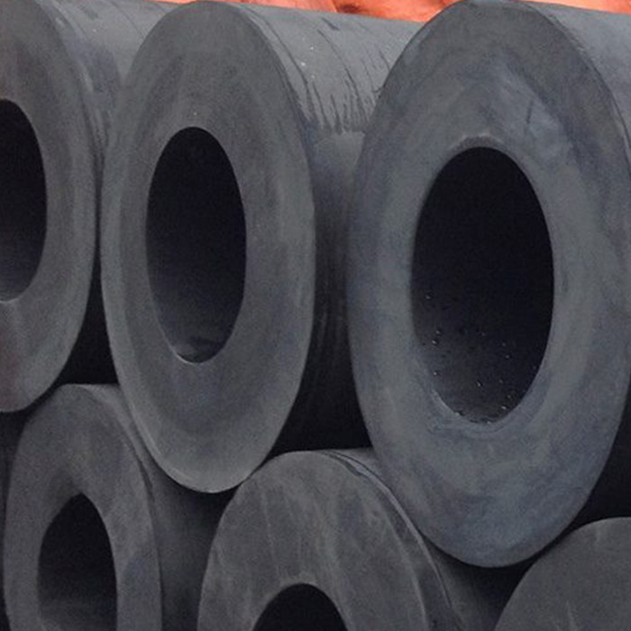 Customized Black Marine Cylindrical Rubber Fenders For Ship Berthing Safety Mooring Fenders