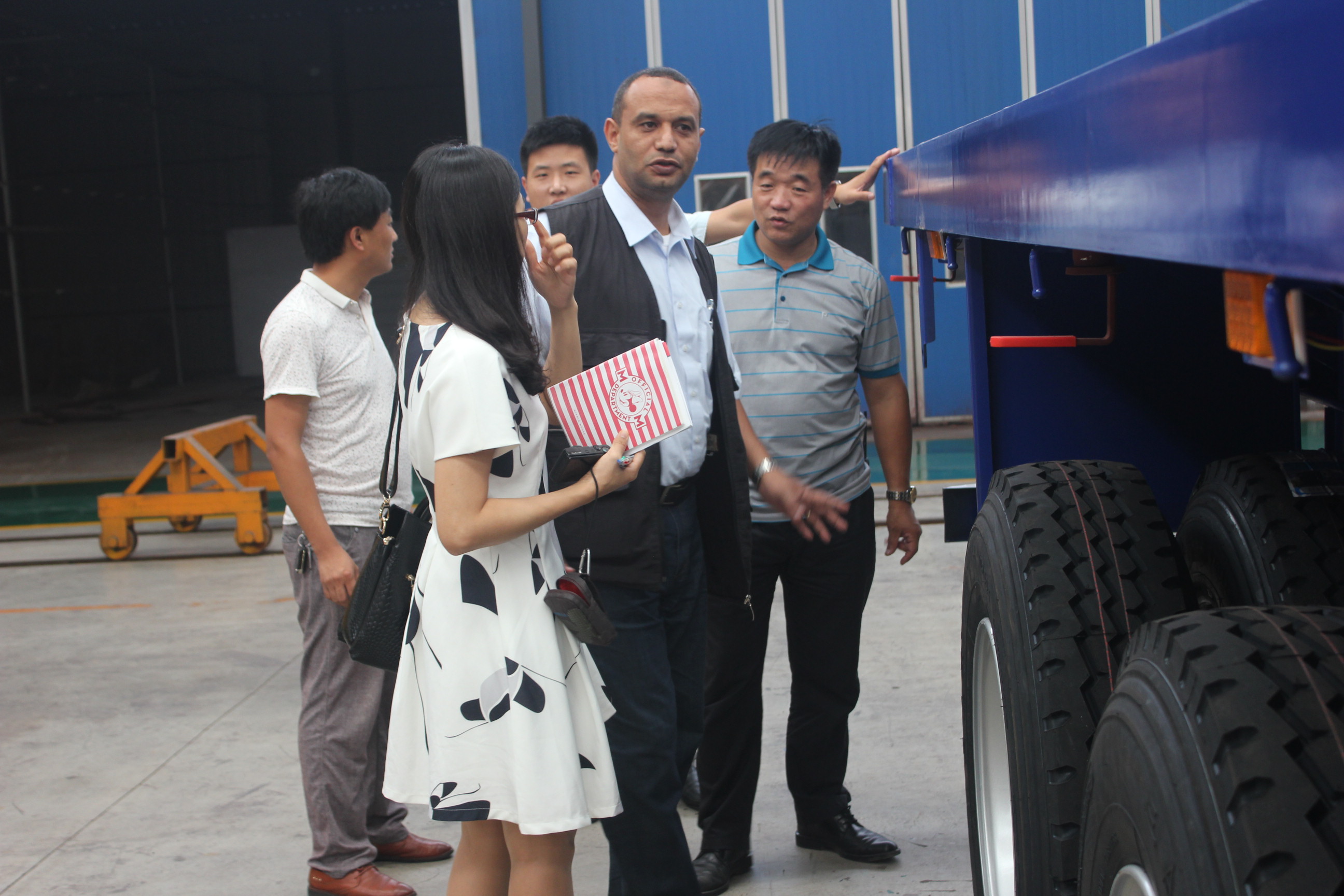 Double Deck 3-axle Steel Animal Transport Storehouse Bars Semi Trailer Superior Design