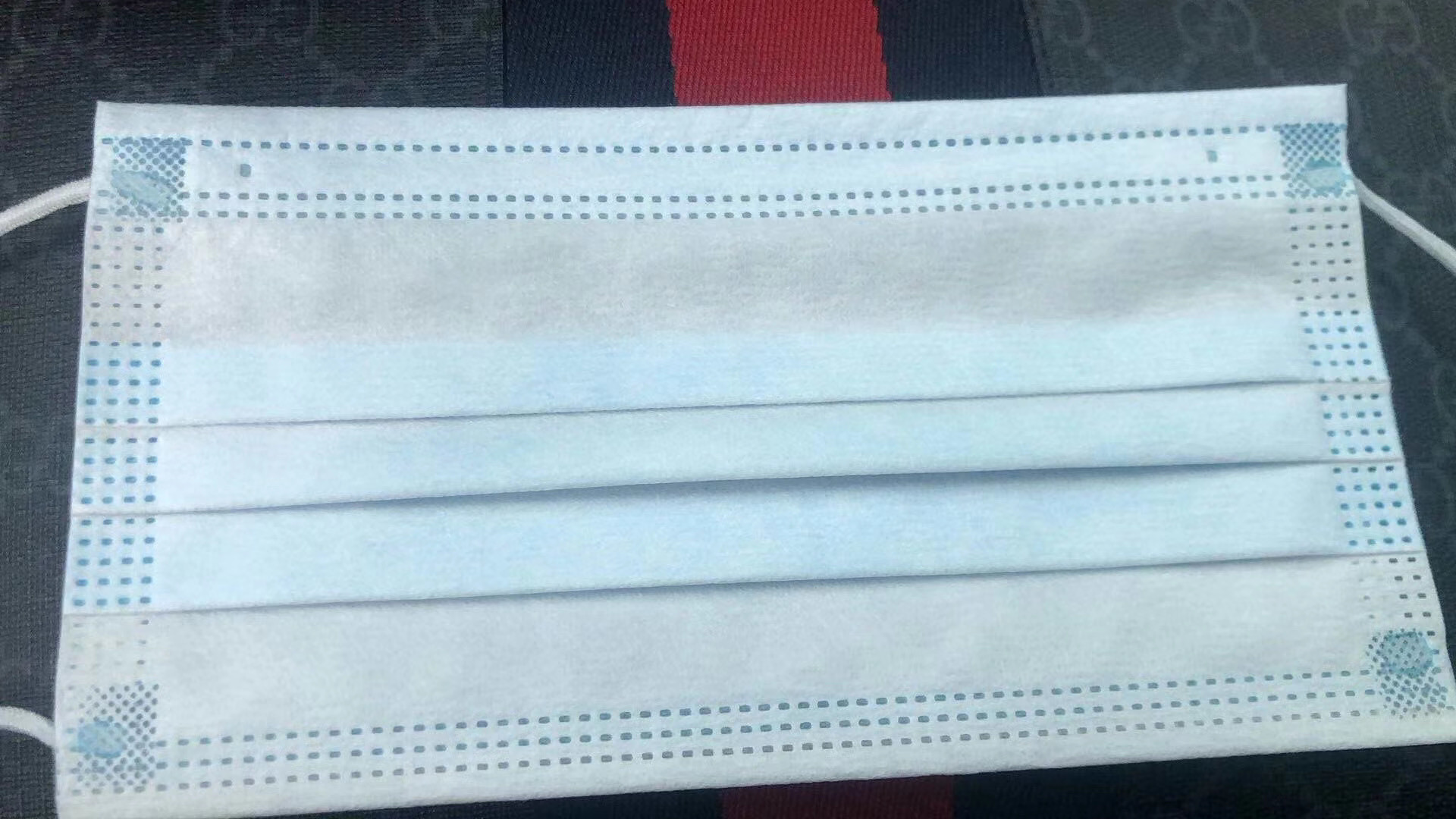 Non - Woven Medical Surgical 3 Ply Disposable Face Mask With Earloop