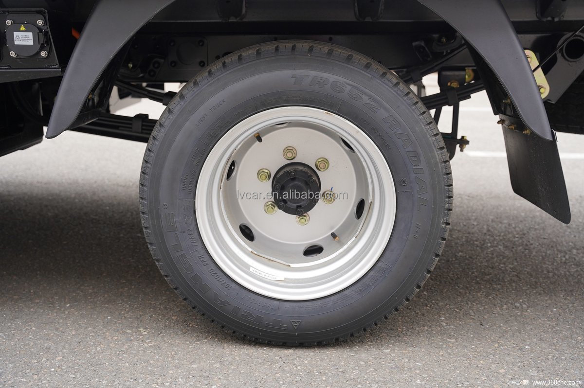 Affordable 3.5-Ton Box Type Small Pure Electric Truck with a Box White 4010*1850*1650