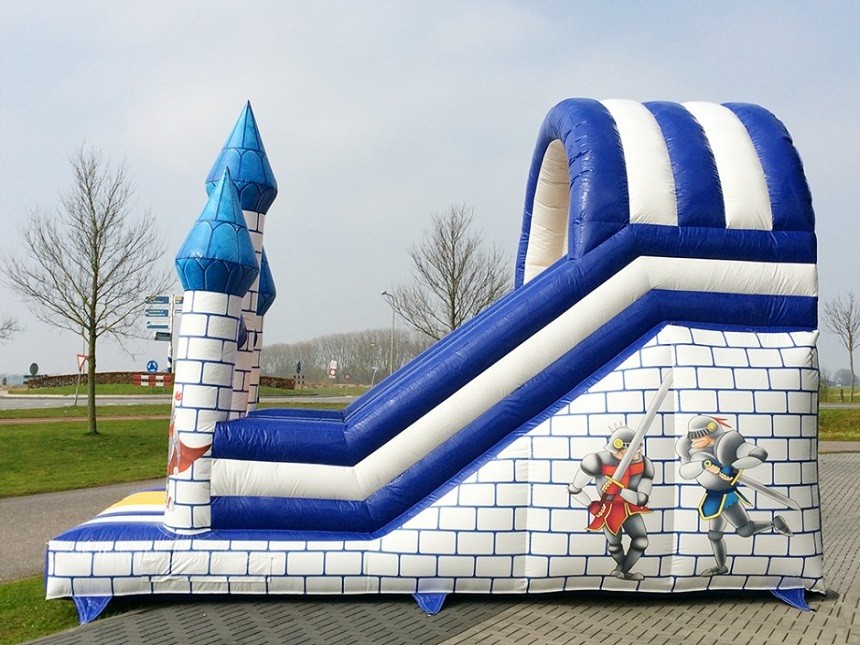 Small Single Lane Commercial Inflatable Slide With Castle Theme For Amusement Park