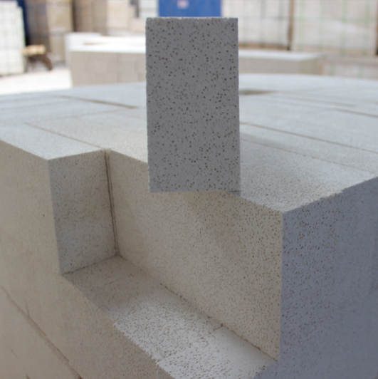 JM 28 Mullite Insulation Brick for Heating Furnace Lightweight and High Al2O3 Content