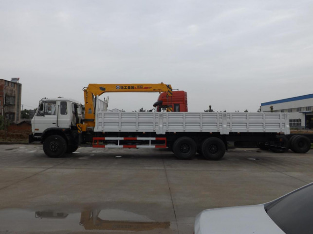 Used Truck Crane Dongfeng 6*4 Drive Mode Maximum Loading Of Crane 10 Tons Euro 3