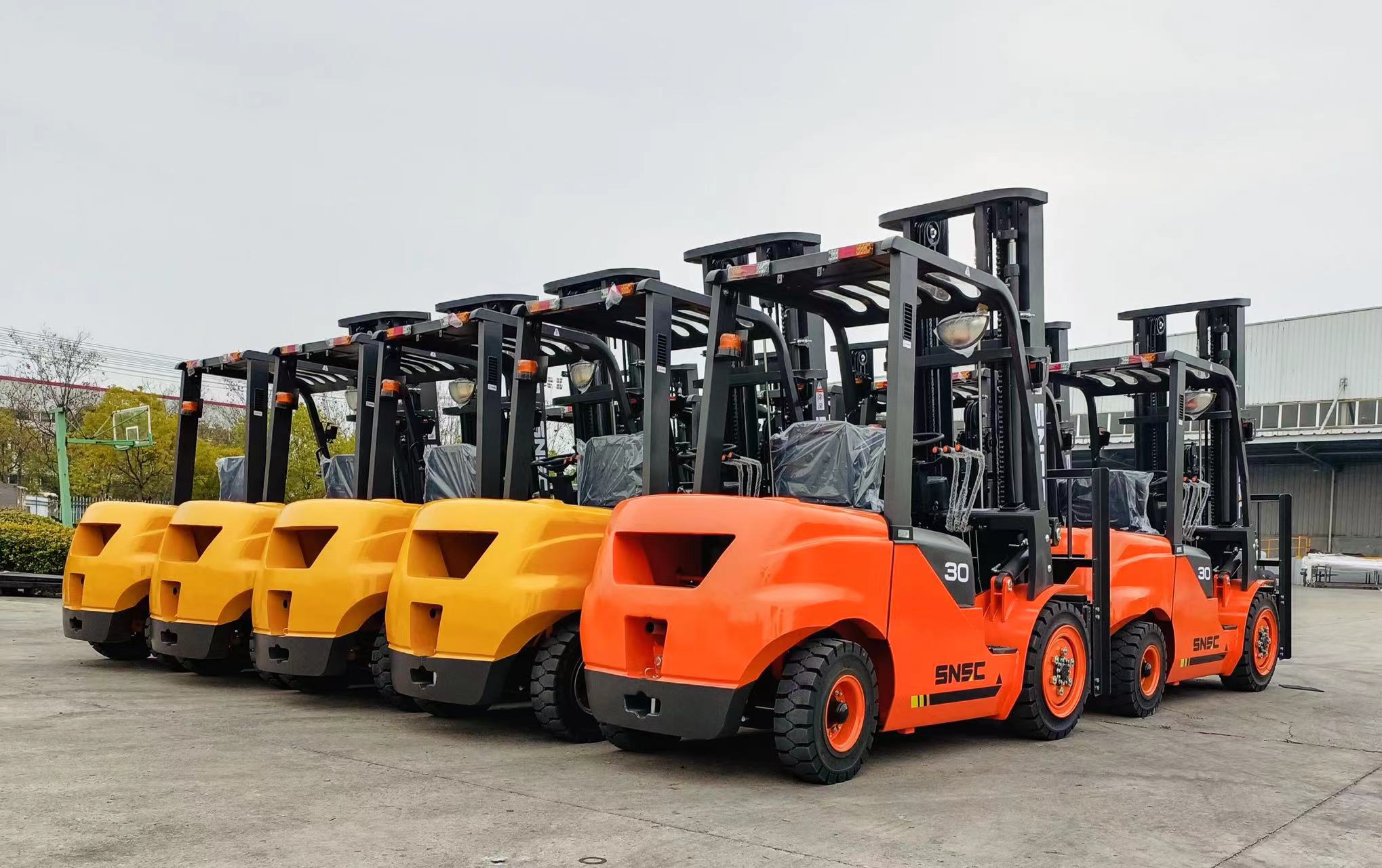 2065mm Mast Height 3.5 Ton Mini Rough Terrain 4x4 Diesel Forklift with Container Mast