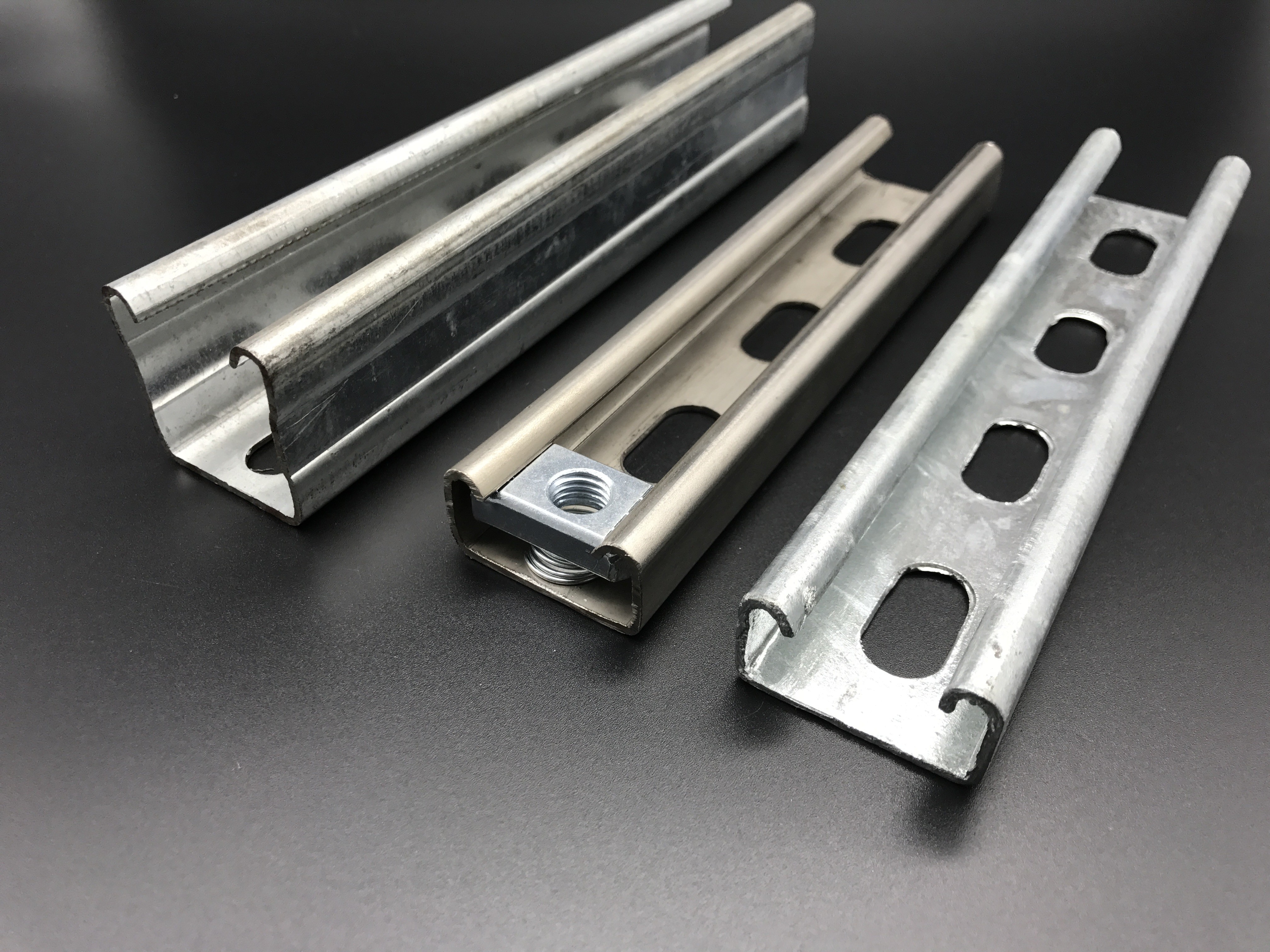 Perforated Electrical Zinc C Shape Strut Channel Rail