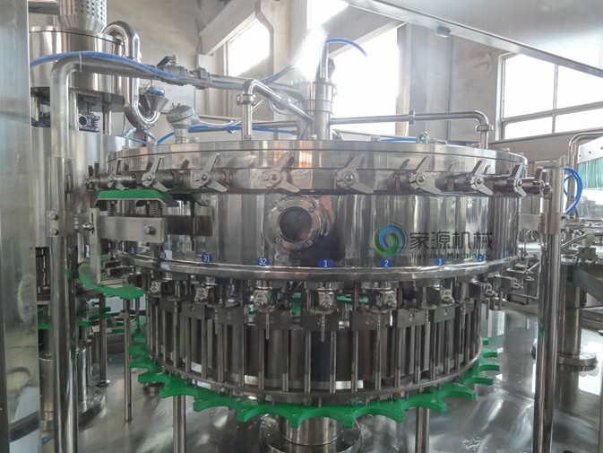 Carbonated Drink Automatic Glass Bottle Filling Machine 8000BPH with Crown Cap