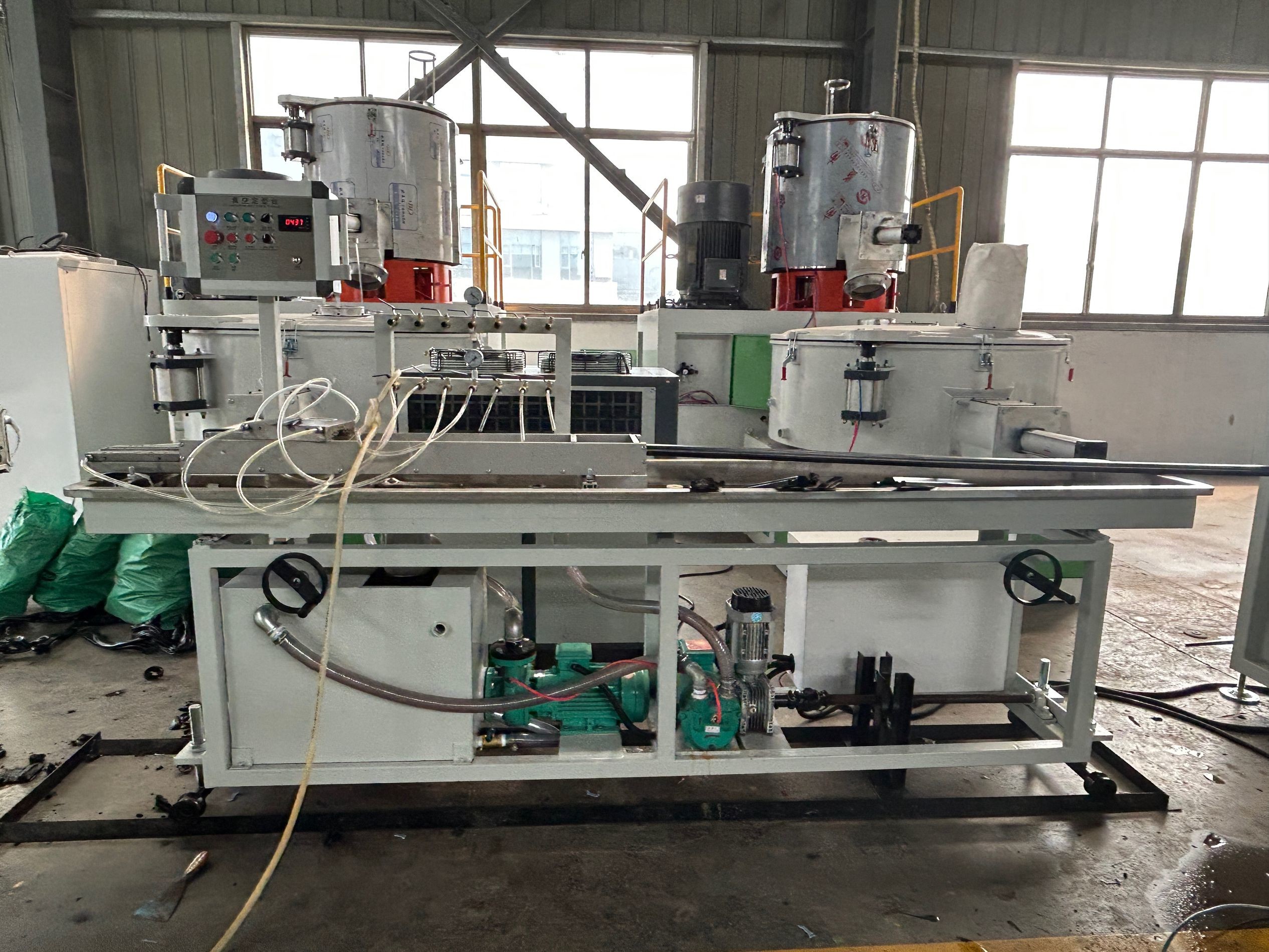 22kw Pvc Baseboard Profile Extrusion Line Twin Screw 8 Mters Long