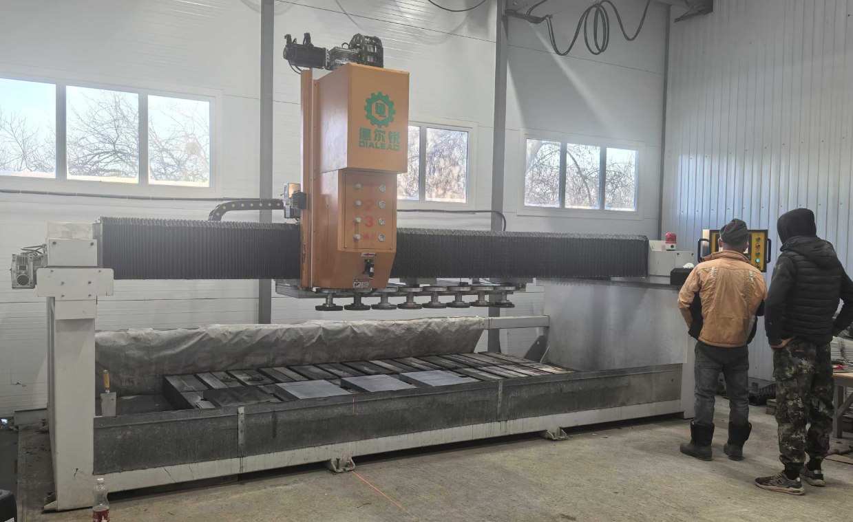 Granite Monument Automatic Polishing Machine With 12 Polishing Heads