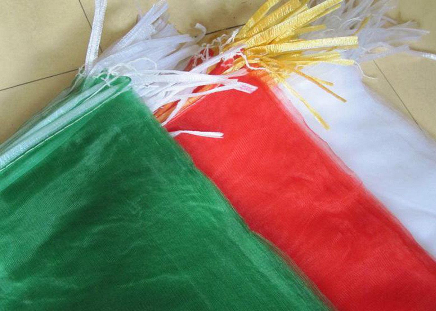 Plastic , PE , PP Woven Industrial Mesh Bags 50kg For Onions And Eggplant Orange Color