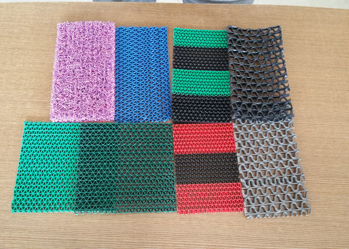 PVC Coil Mat PVC Flooring Rolls with Firm , Foam or Nothing Backing