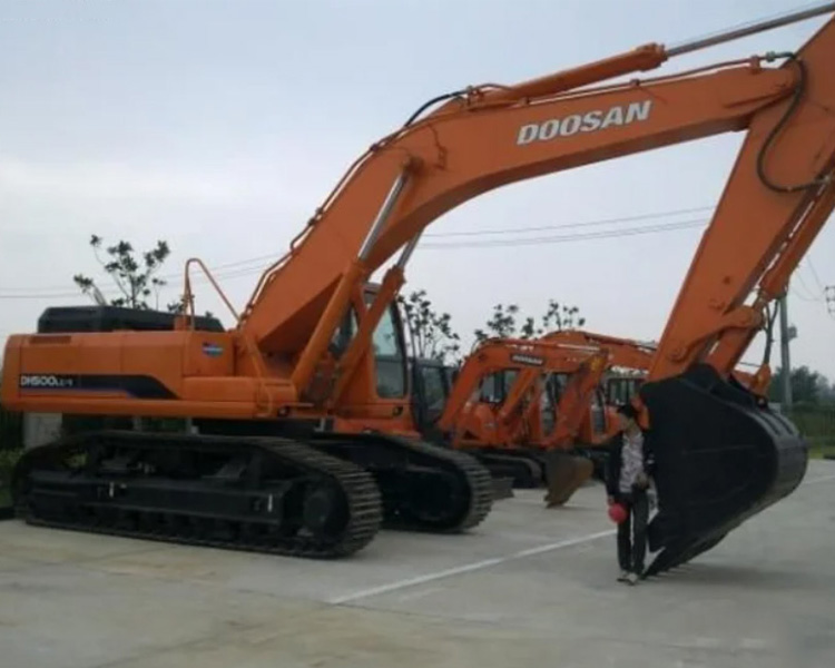 DH500 50T Used Doosan 500 Excavator DH500LC-7 Heavy Duty Equipment