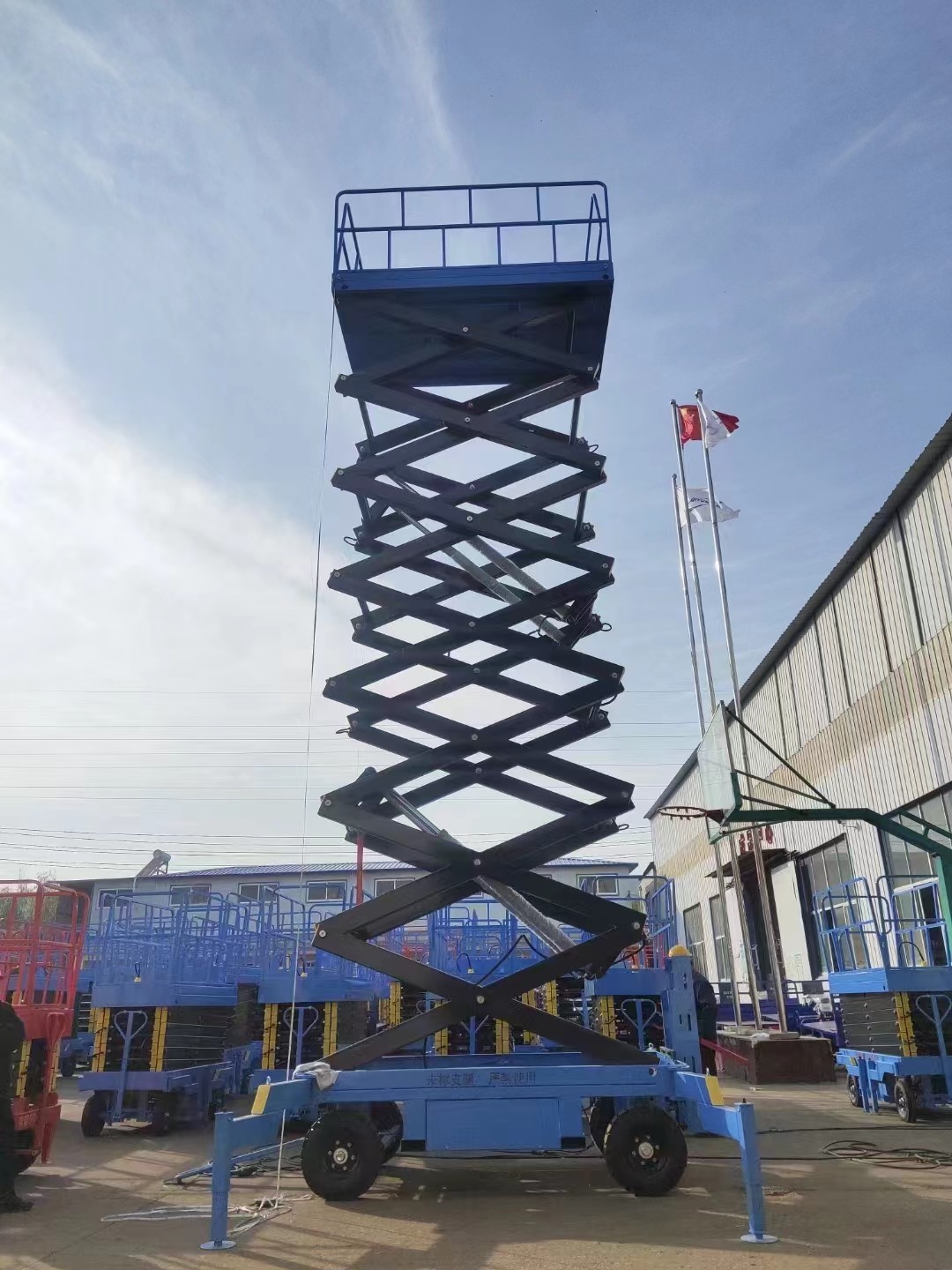 Customized Hydraulic Scissor Lift Car Equipment 10m 15m 20m Lifting Height